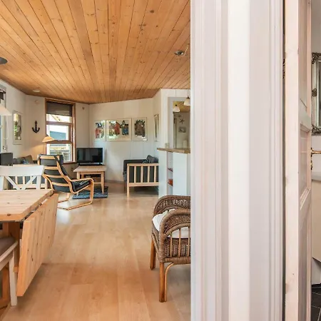 Holiday home Three-bedroom Holiday In Borkop 9