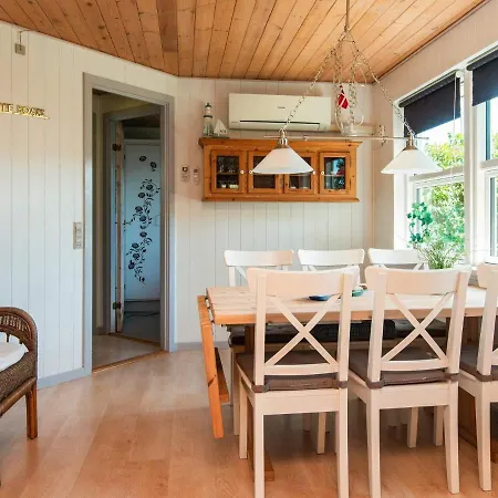 Three-bedroom Holiday In Borkop 9
